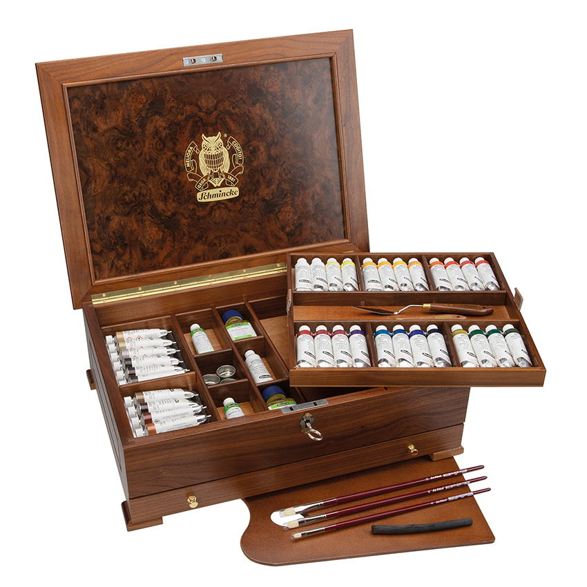 Edelholztruhe mit umfassendem Zubehör, 37 x 35 ml